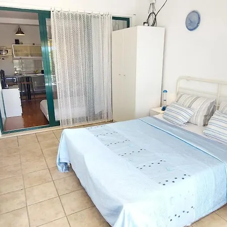 Jarak Center Apartment