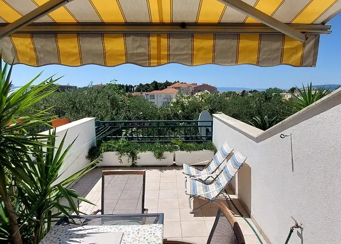 Jarak Center Διαμέρισμα Μακάρσκα