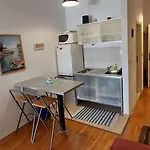 Jarak Center Apartmán *