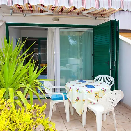 Apartment Jarak Center *