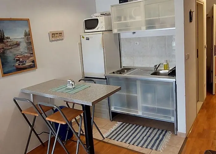 Jarak Center Appartement *